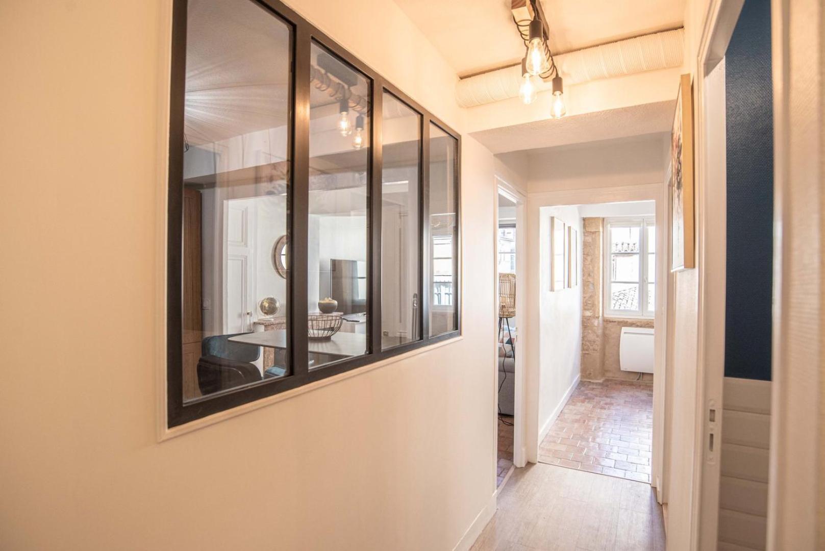 Moderne Et Cosy Au Coeur De Saint-Jean Ail Lägenhet Lyon Exteriör bild